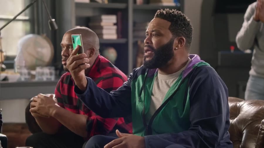 Mama Tests 5G — T-Mobile · Super Bowl 2020